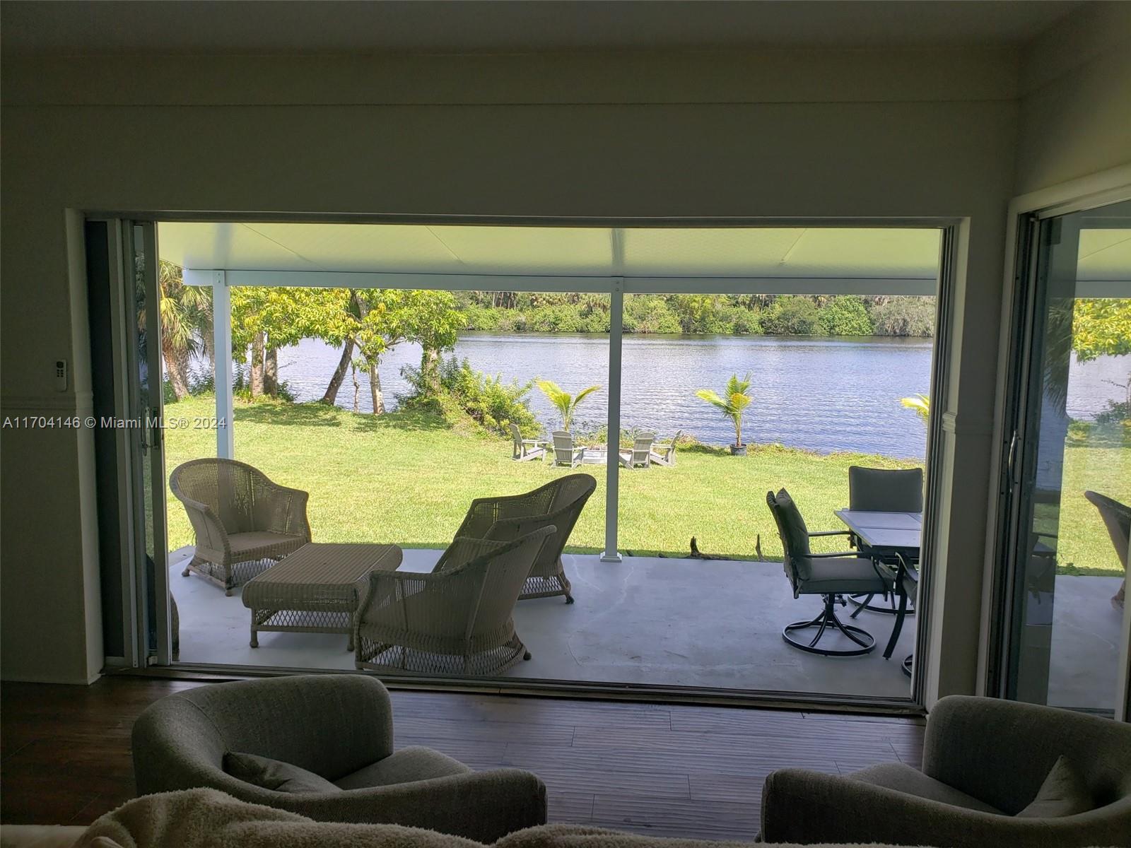 River Oaks - Residential Lease