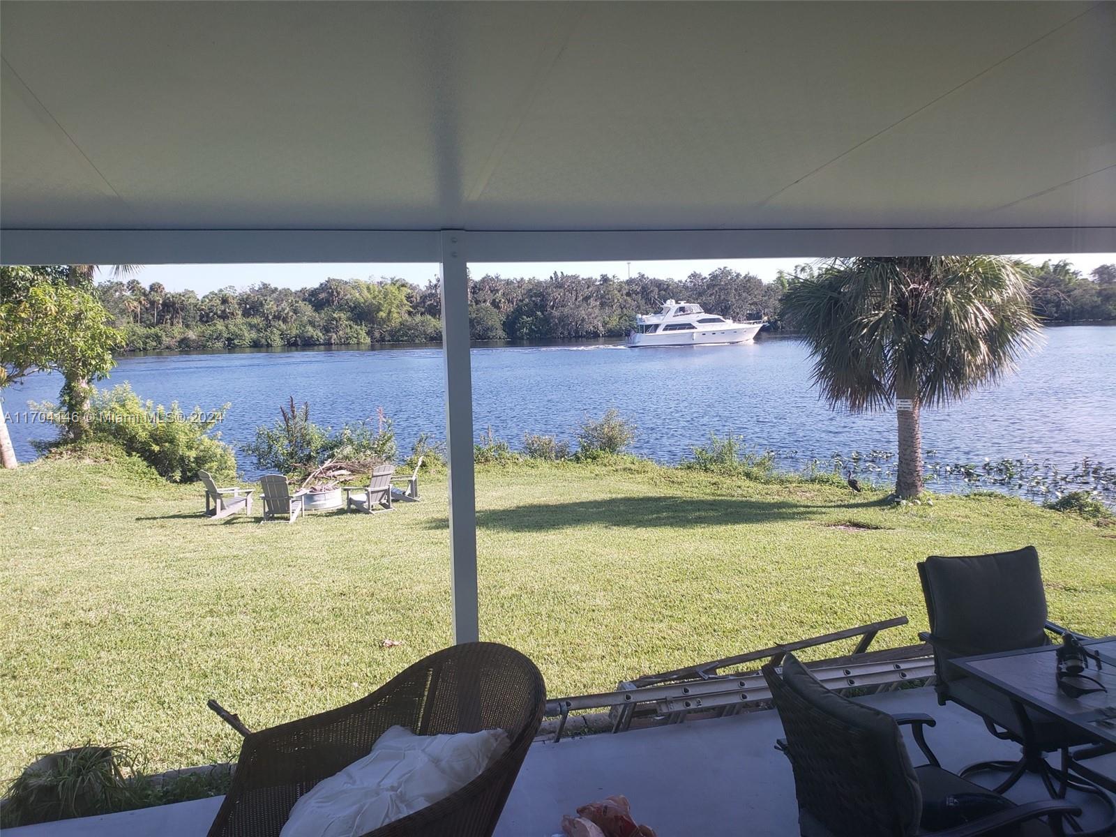 River Oaks - Residential Lease