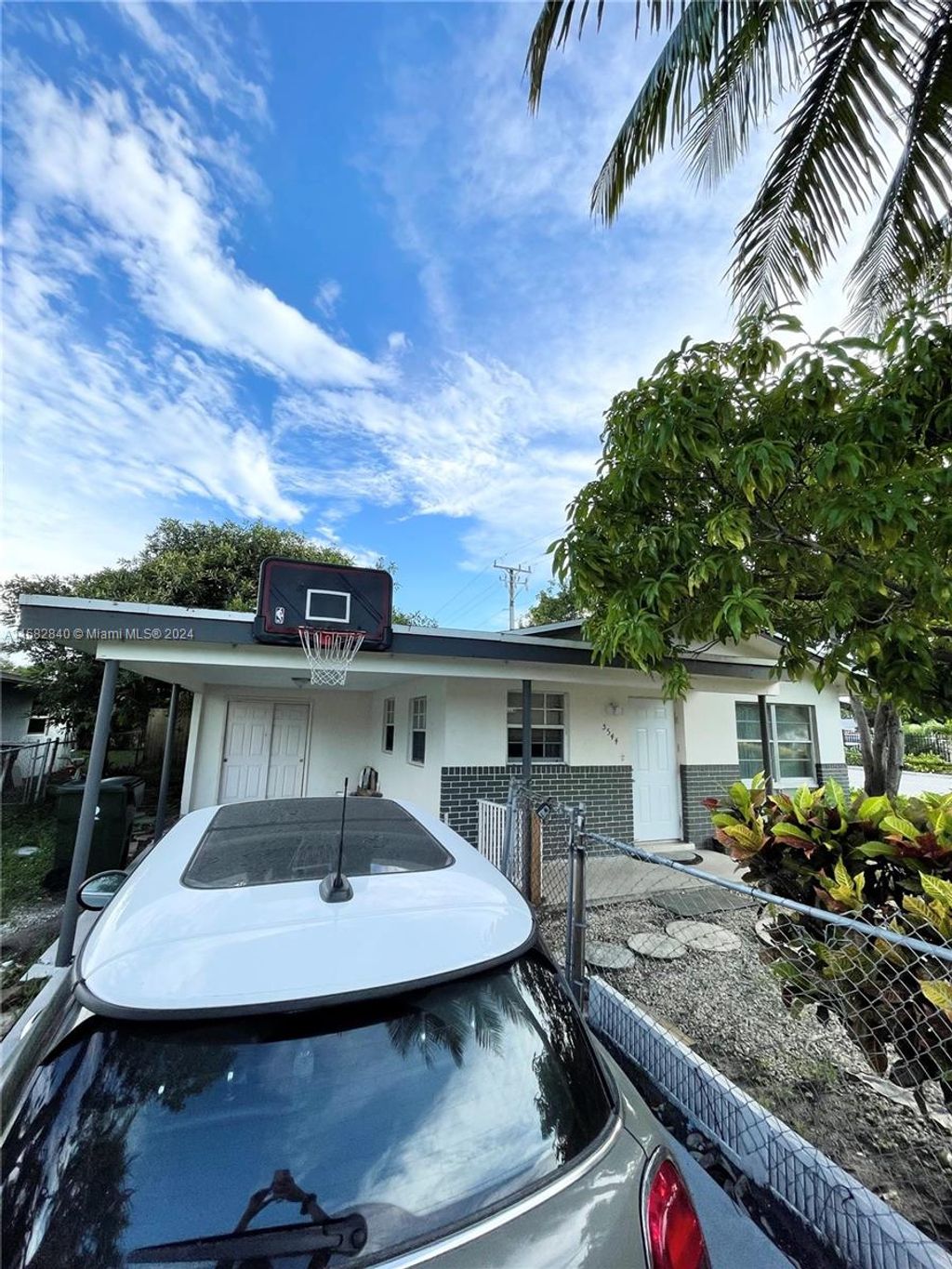 Photo of 3544 SW 12th Ct, Fort Lauderdale, FL 33312 (MLS # A11682840)