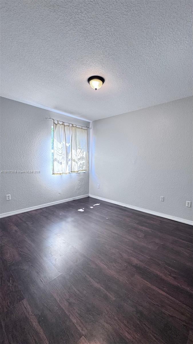 EGRET LAKES ESTATES SEC 2 - Residential Lease