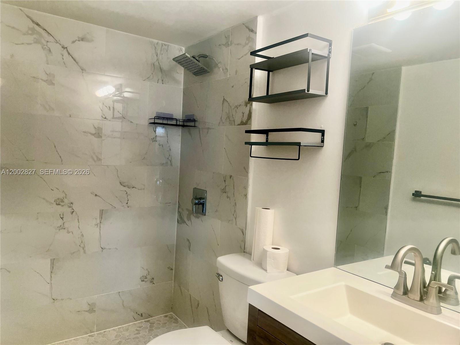 NEWPORT CONDO - Residential Lease