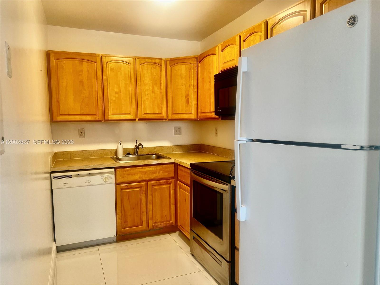 NEWPORT CONDO - Residential Lease