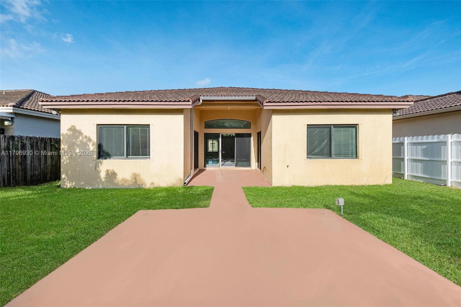 SANDALFOOT COVE SEC 3 - Residential