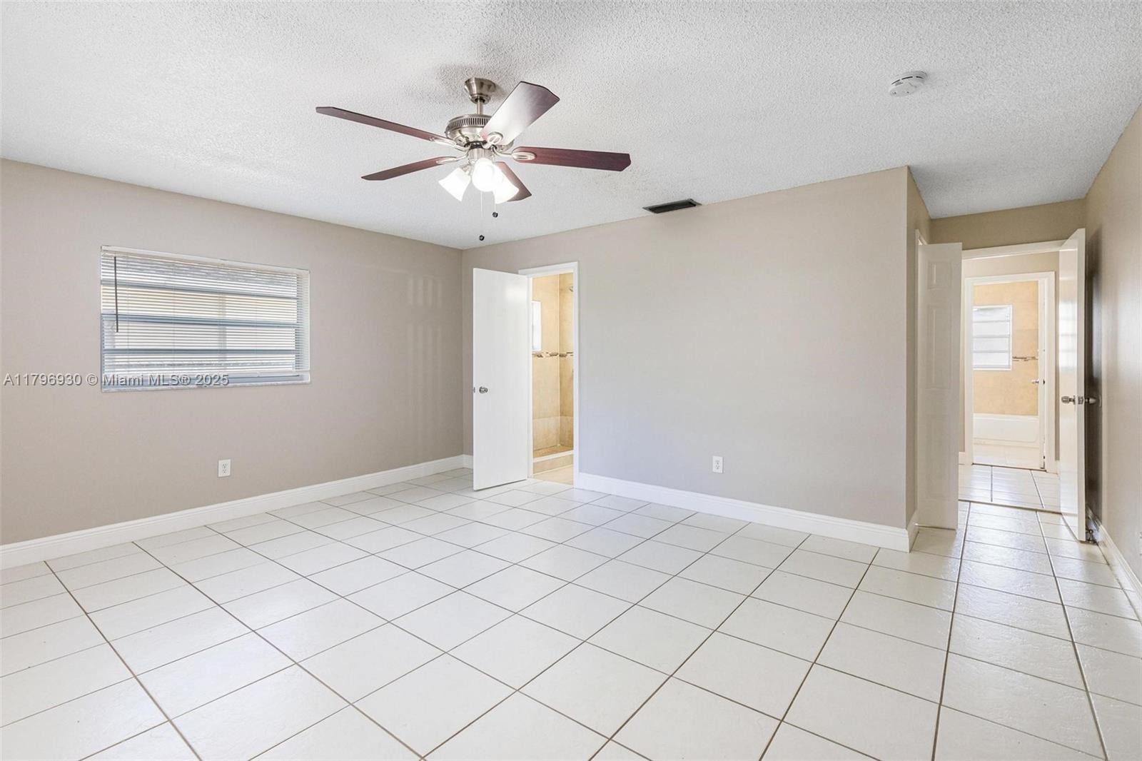 SANDALFOOT COVE SEC 3 - Residential