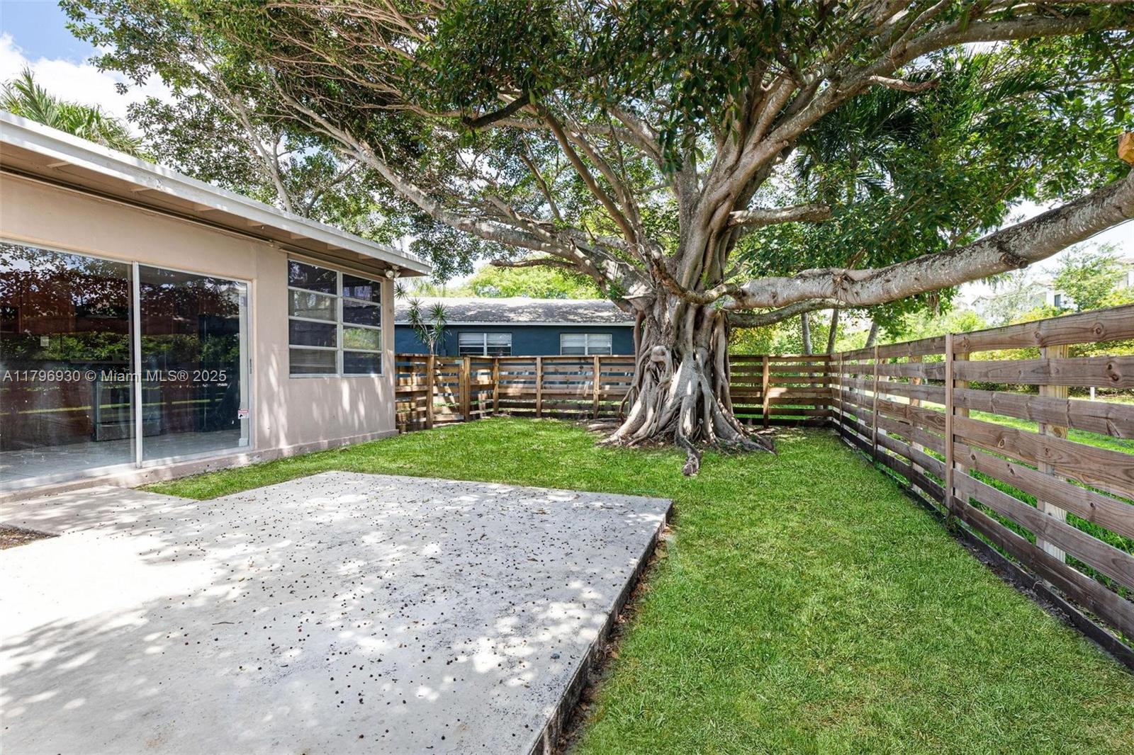 SANDALFOOT COVE SEC 3 - Residential