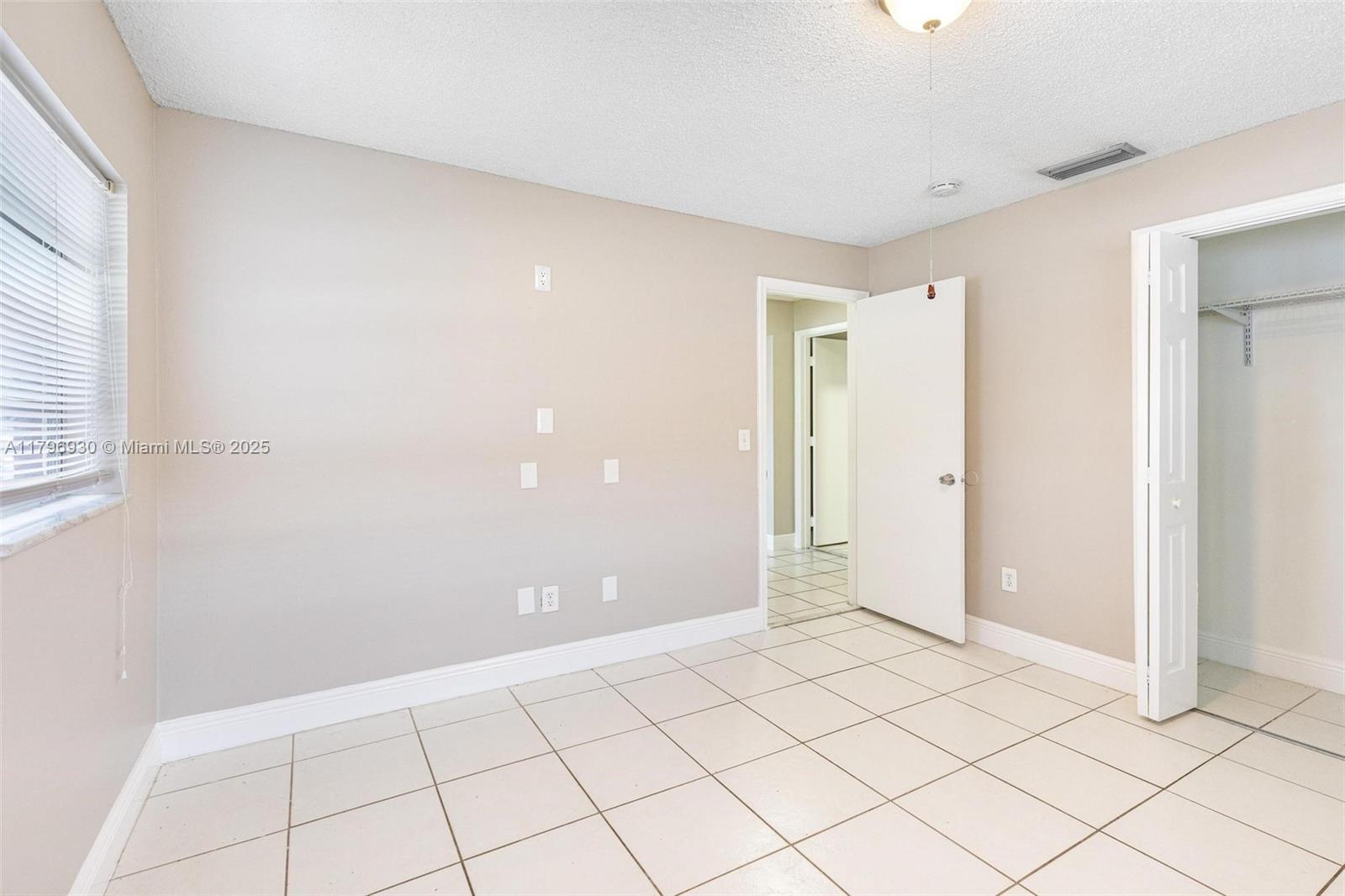 SANDALFOOT COVE SEC 3 - Residential