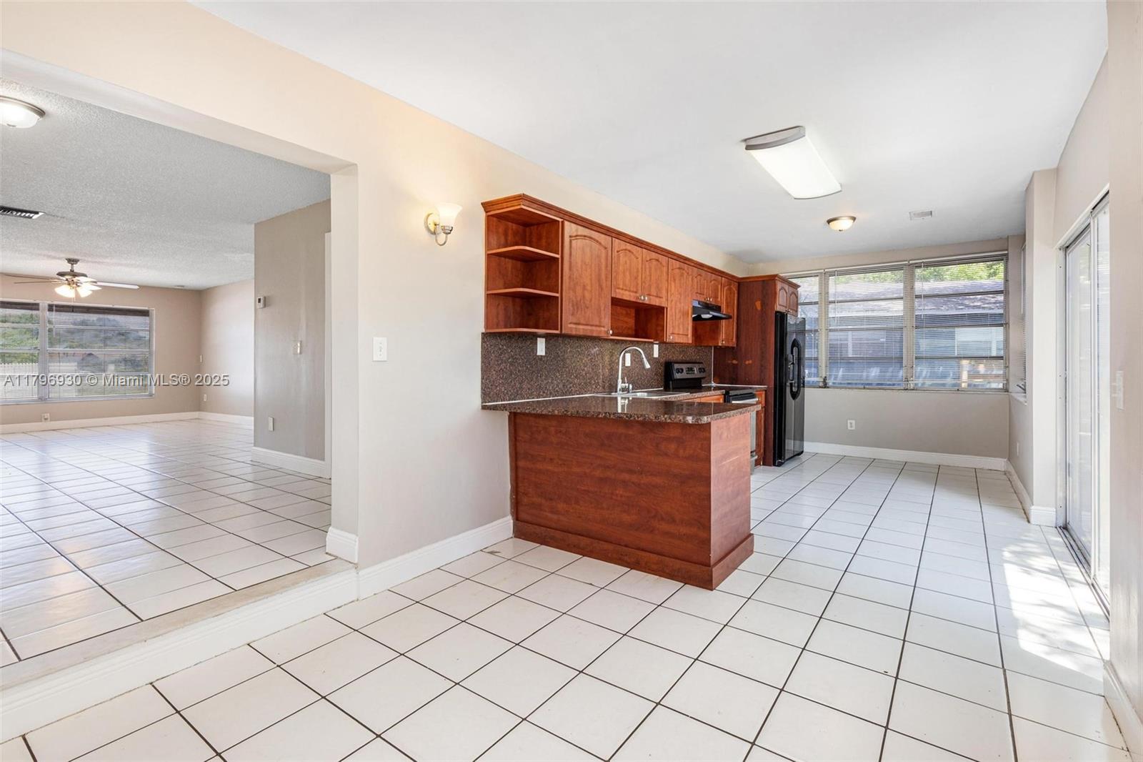SANDALFOOT COVE SEC 3 - Residential