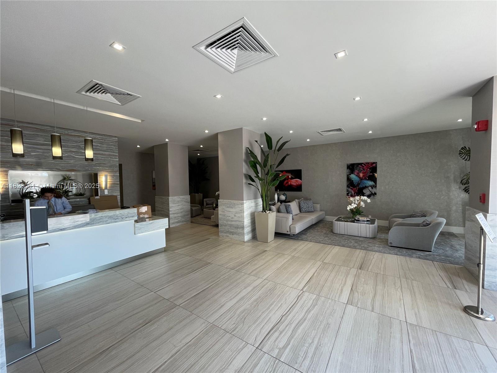 2301 S Ocean Dr 1405