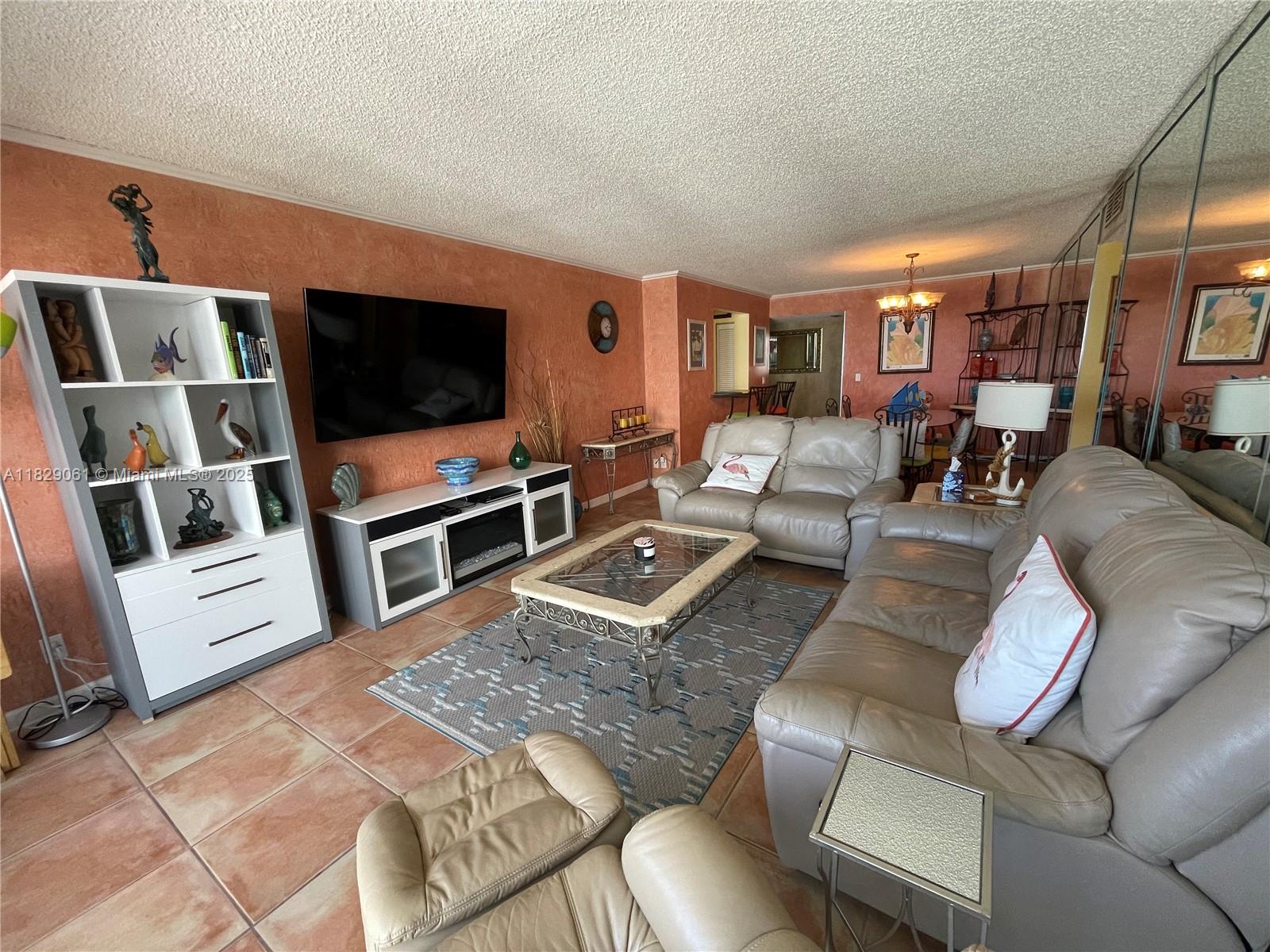 2301 S Ocean Dr 1405