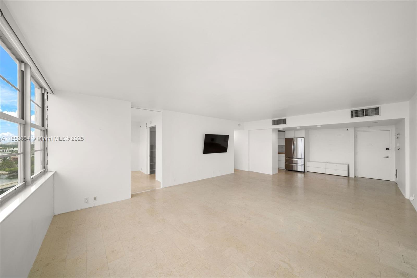 20 Island Ave 1201