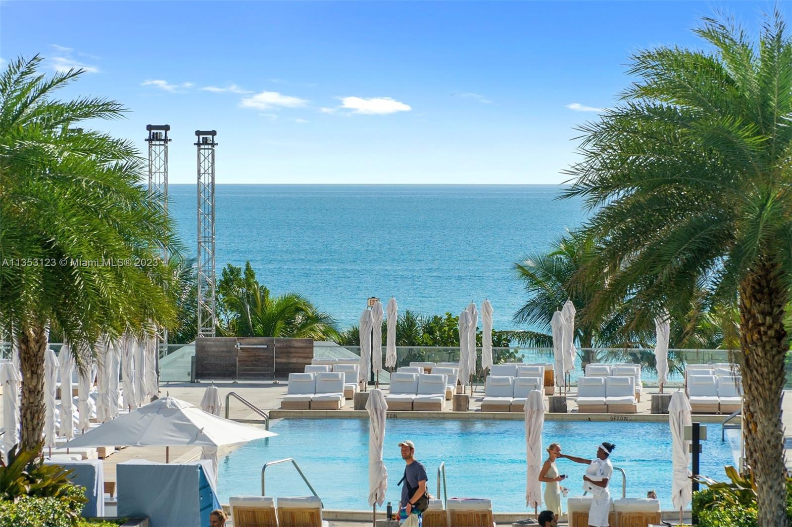 RONEY PALACE CONDO - Residential Lease