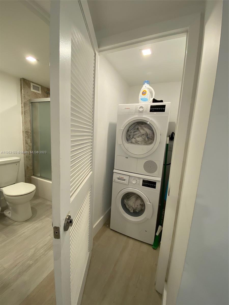 RONEY PALACE CONDO - Residential Lease