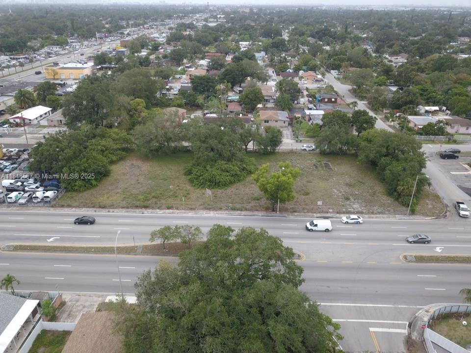 Great opportunity to acquire one of the last 1 acre parcels in the heart of Miami. This rare find has 318ft of frontage on 103rd street and is primed for development. Pre-approved for 80+ units.