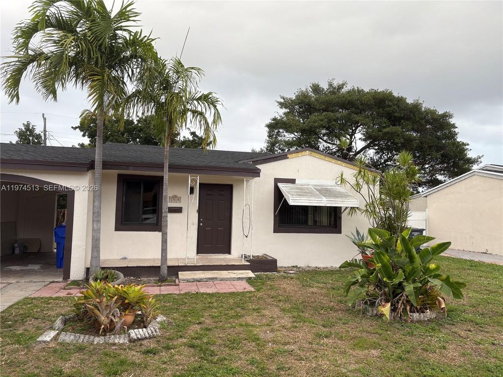 Photo of 2515 Wiley Ct, Hollywood, FL 33020 (MLS # A11974513)