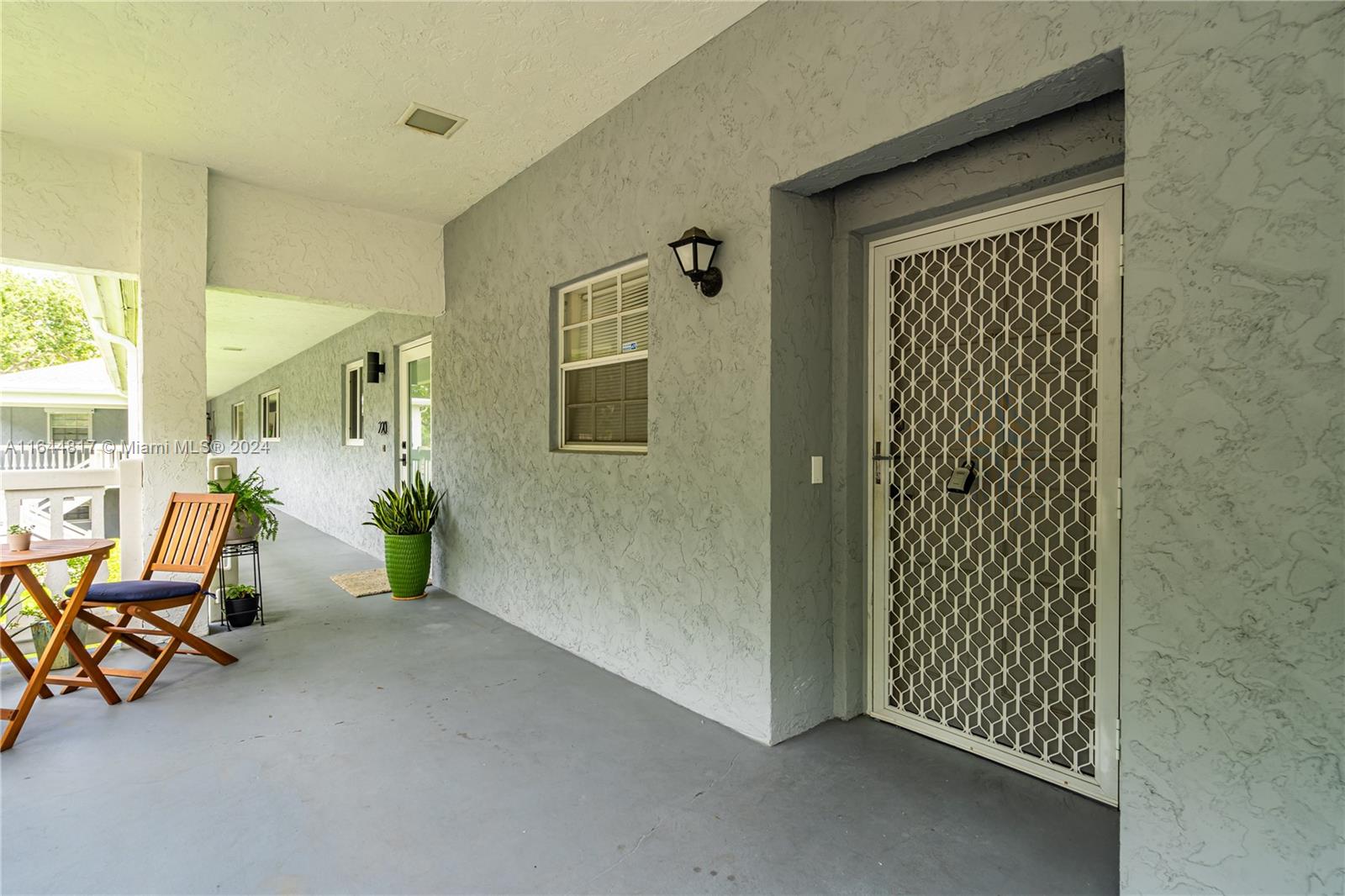 OAK PATHS CONDO - Residential