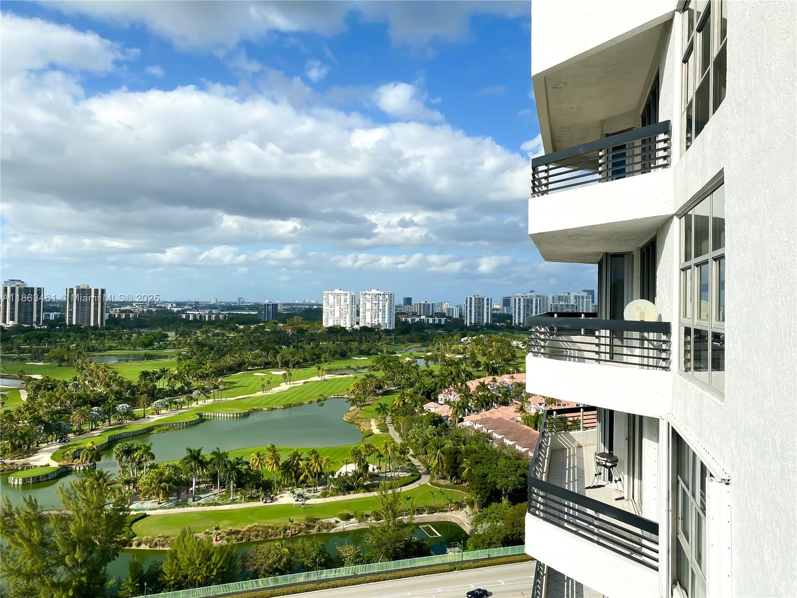 MYSTIC POINTE TOWER 600 C - Residential