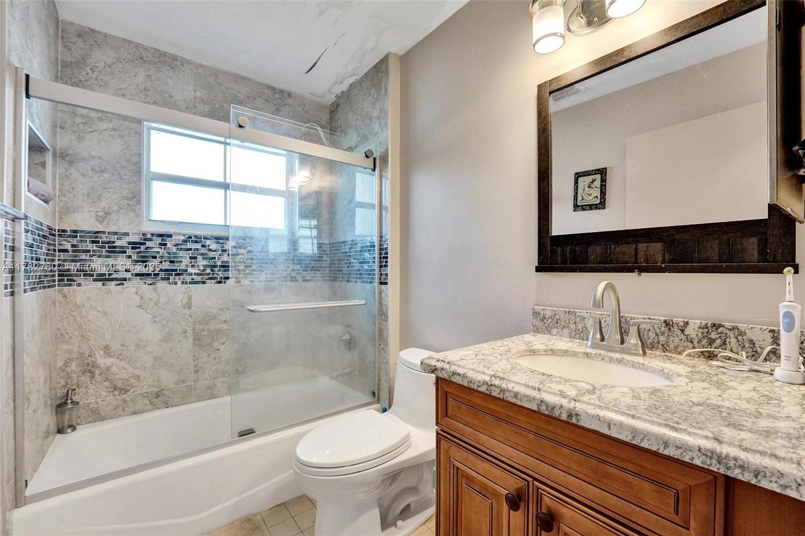 LAKES OF NEWPORT II - Residential