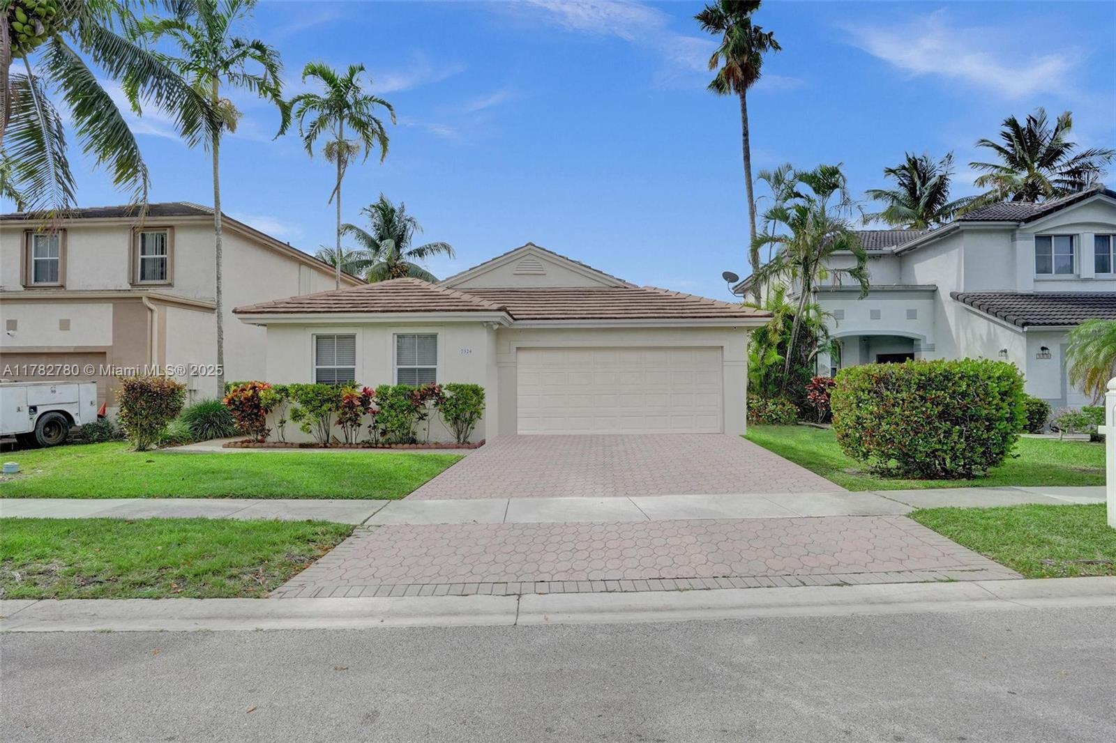 Property for Sale at 7324 Nw 1st Pl, Plantation, Miami-Dade County, Florida - Bedrooms: 3 
Bathrooms: 2  - $580,000