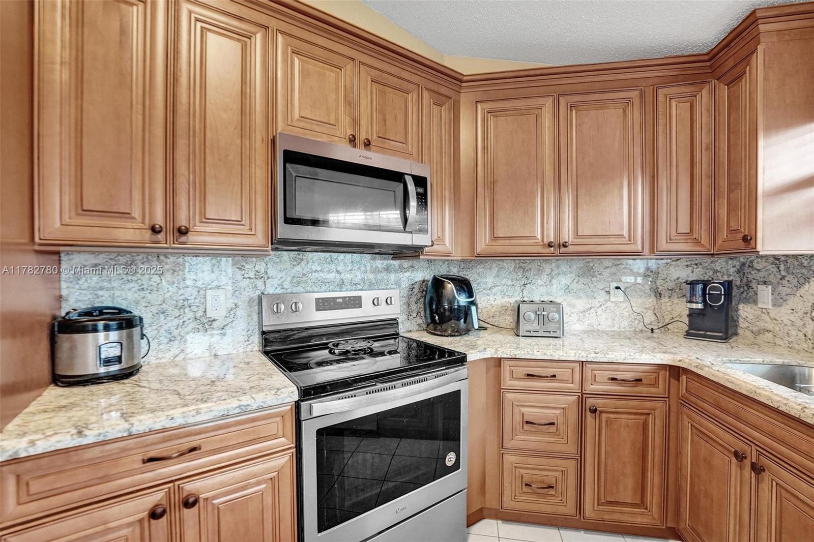 LAKES OF NEWPORT II - Residential