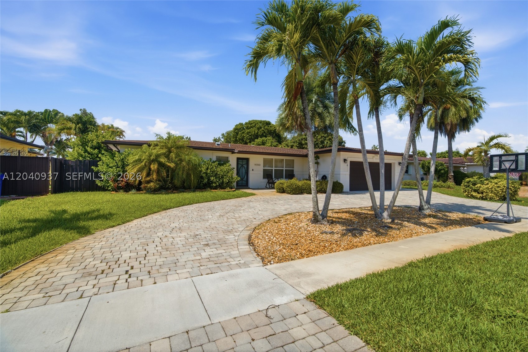 11700 NW 14th St