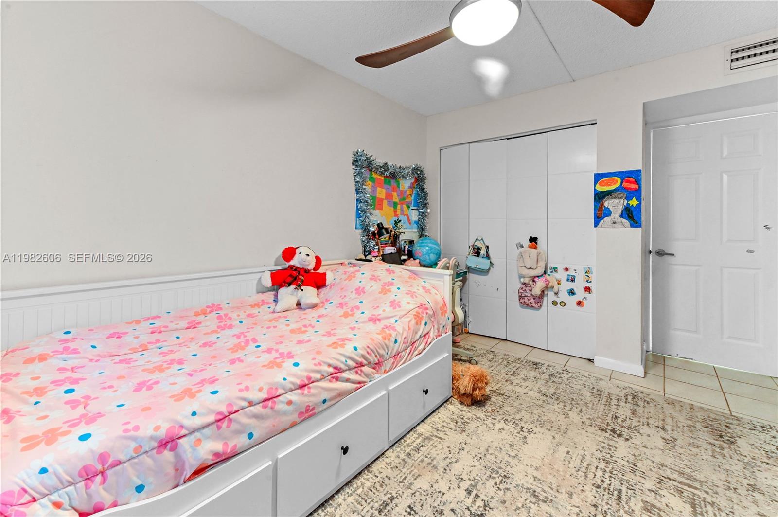 WATERGATE CONDO - Residential