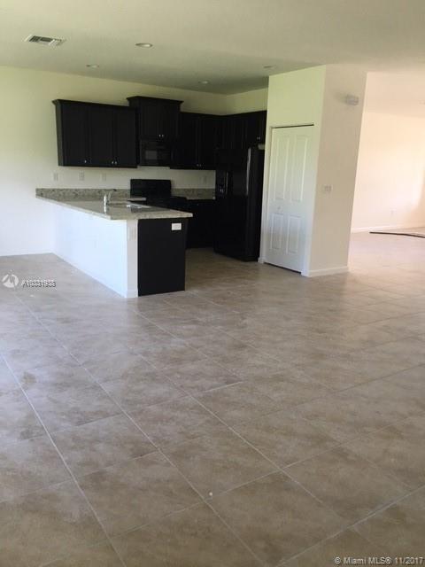 COUNTRY GARDENS SOUTH - Residential