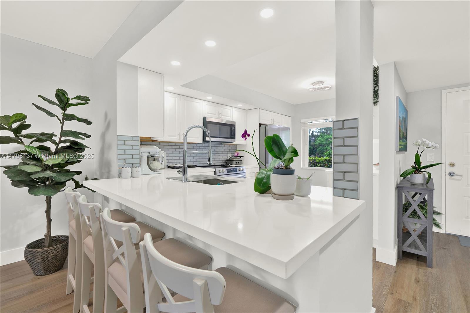 12650 Sw 15th St 108F, Pembroke Pines, Miami-Dade County, Florida - 2 Bedrooms  
2 Bathrooms - 