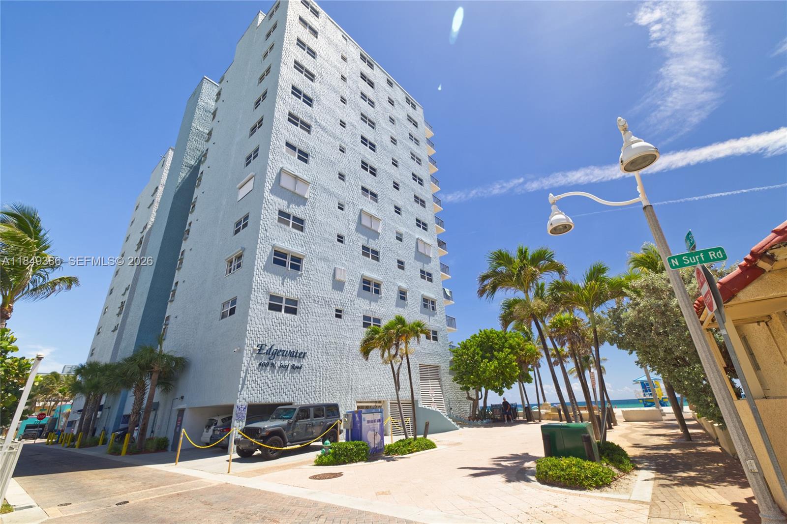 EDGEWATER BEACH TOWERS CO - Residential