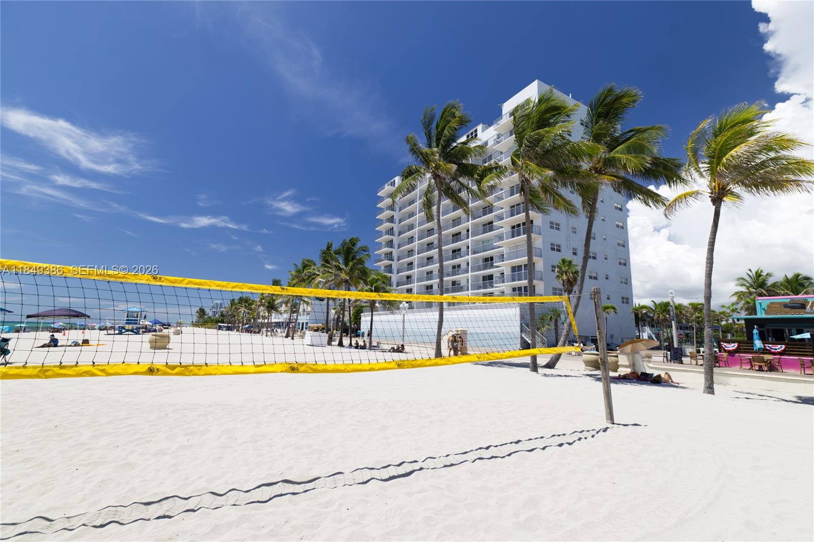 EDGEWATER BEACH TOWERS CO - Residential