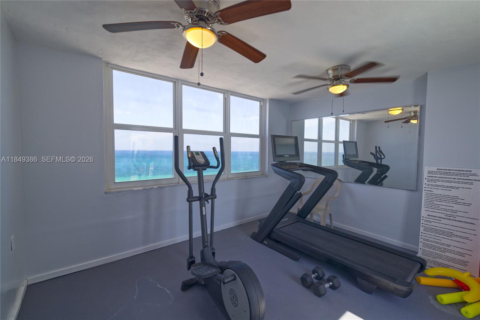 EDGEWATER BEACH TOWERS CO - Residential