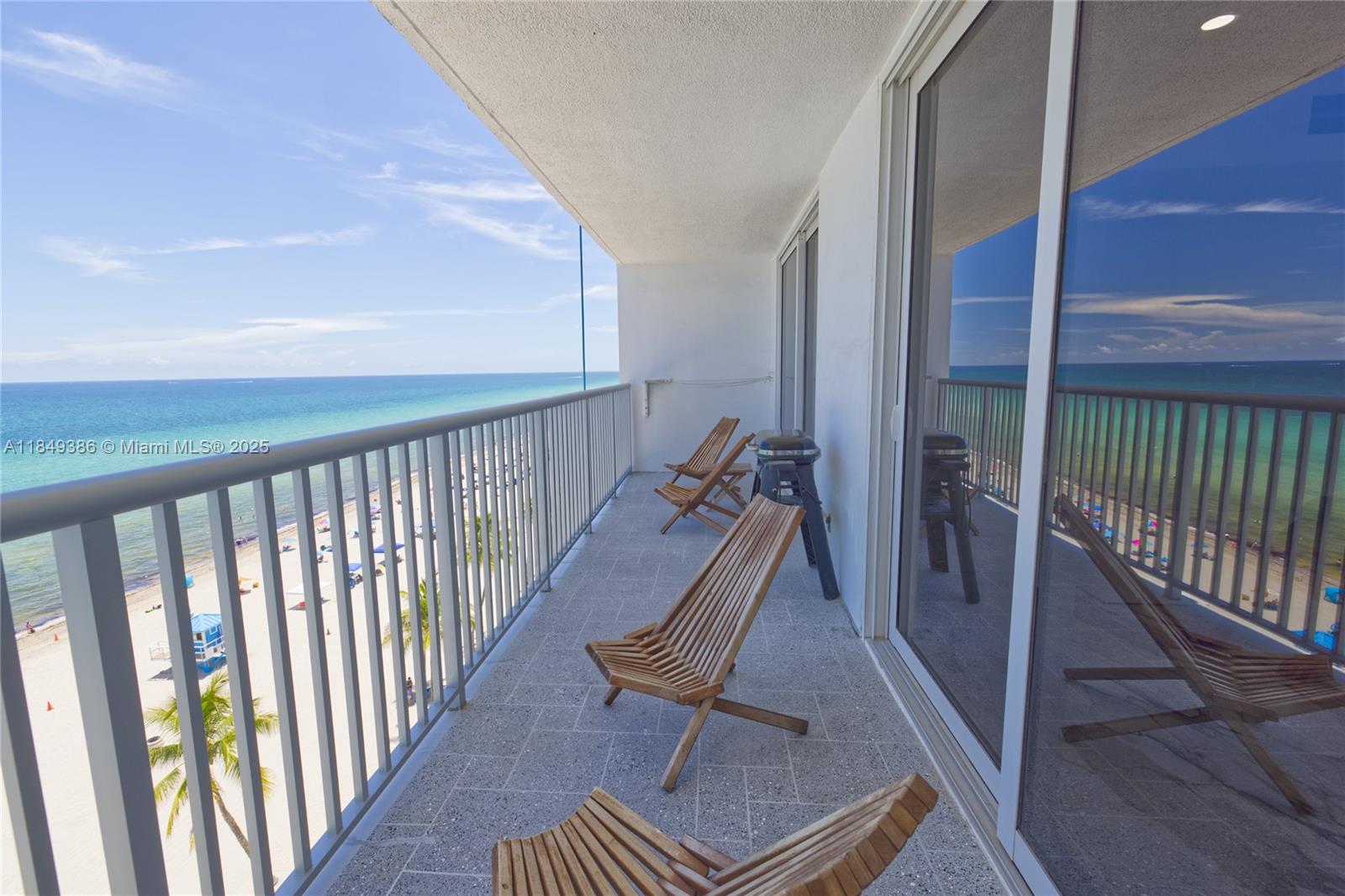 EDGEWATER BEACH TOWERS CO - Residential