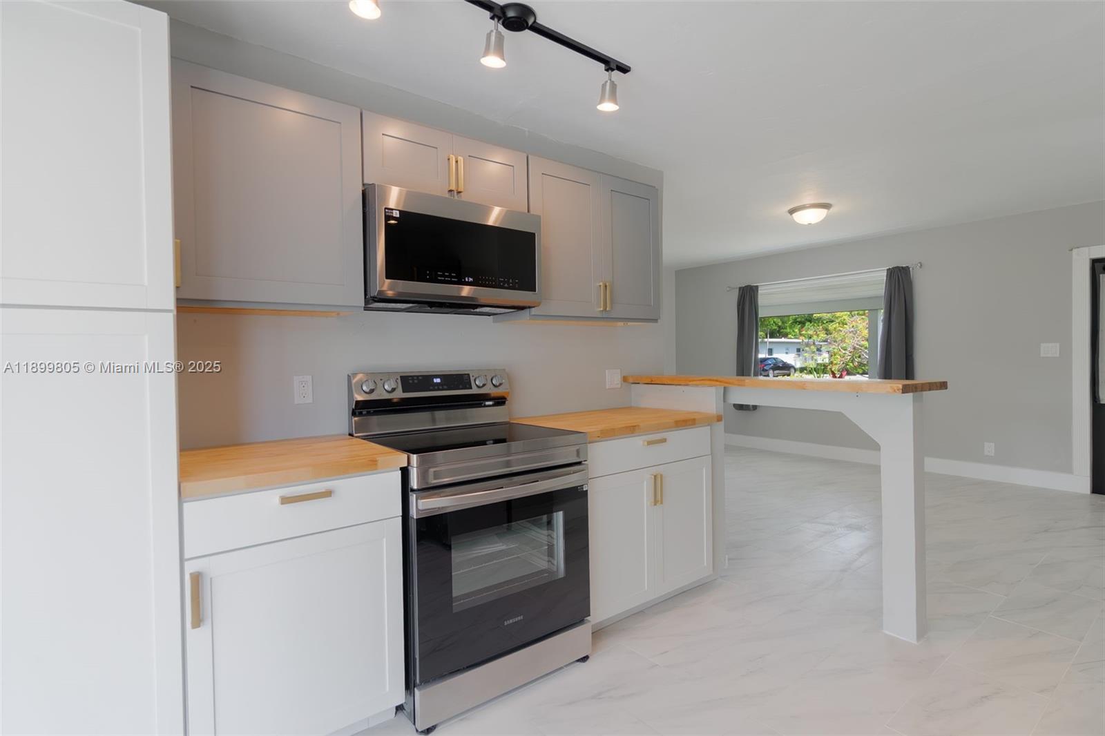 DELL PARK - Residential