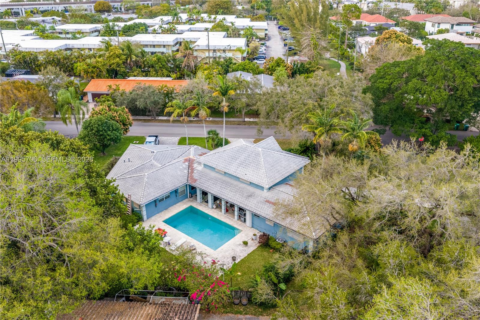 PHILARTHRIA - Residential