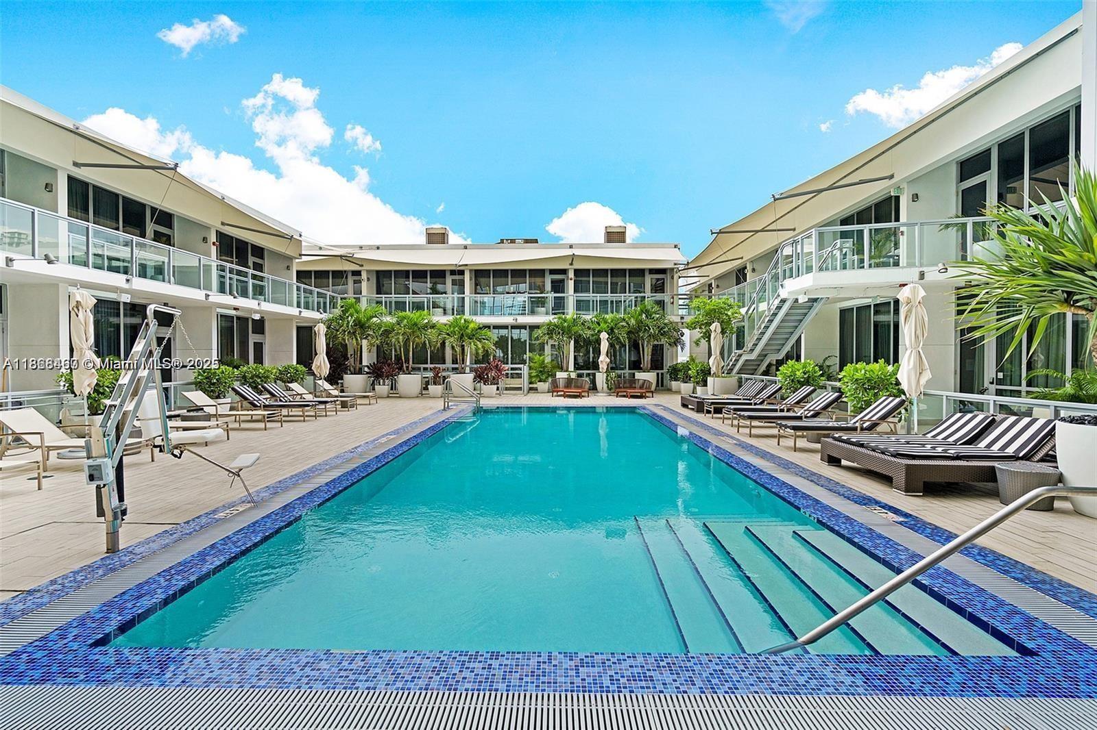 MARQUIS CONDO - Residential