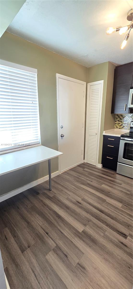 ROLLING GREEN CONDO G - Residential