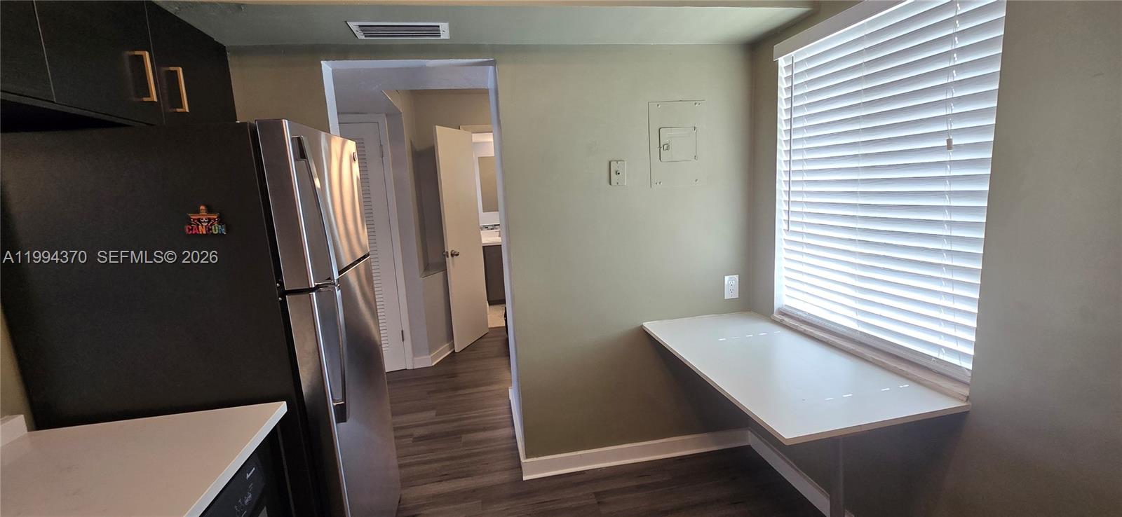 1201 NE 191st St G306