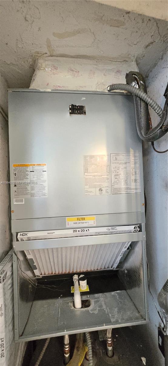 ROLLING GREEN CONDO G - Residential