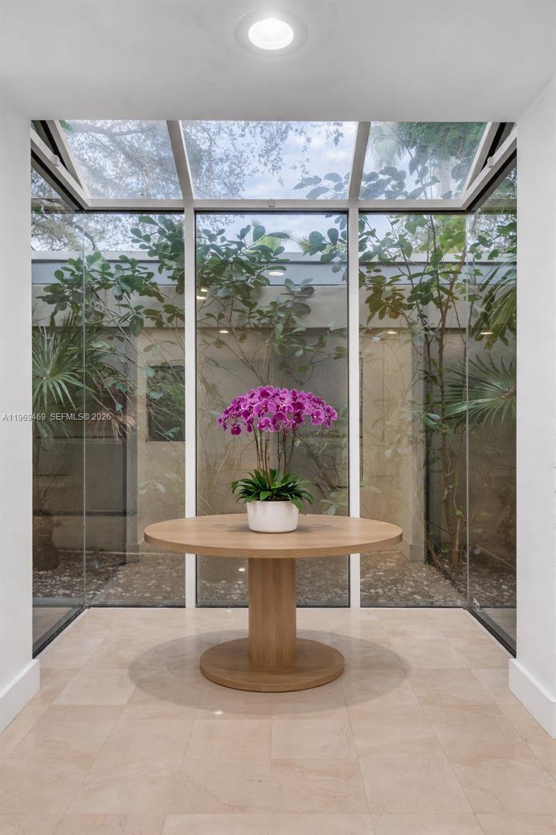 NATOMA PARK - Residential Lease