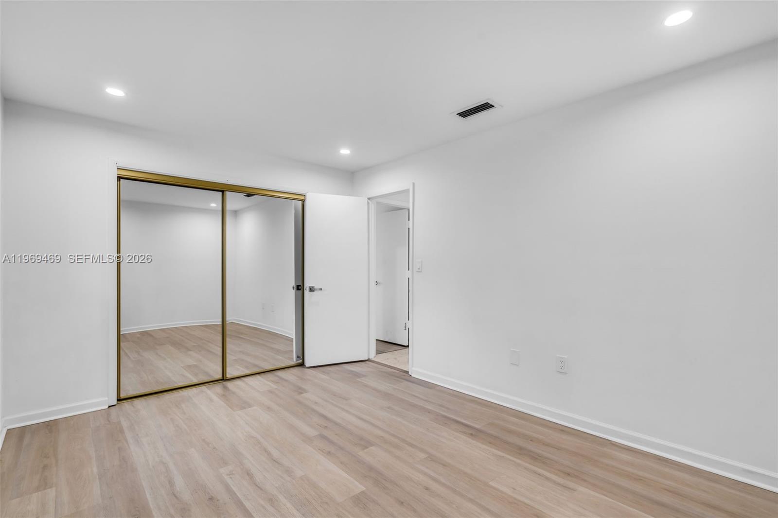 NATOMA PARK - Residential Lease