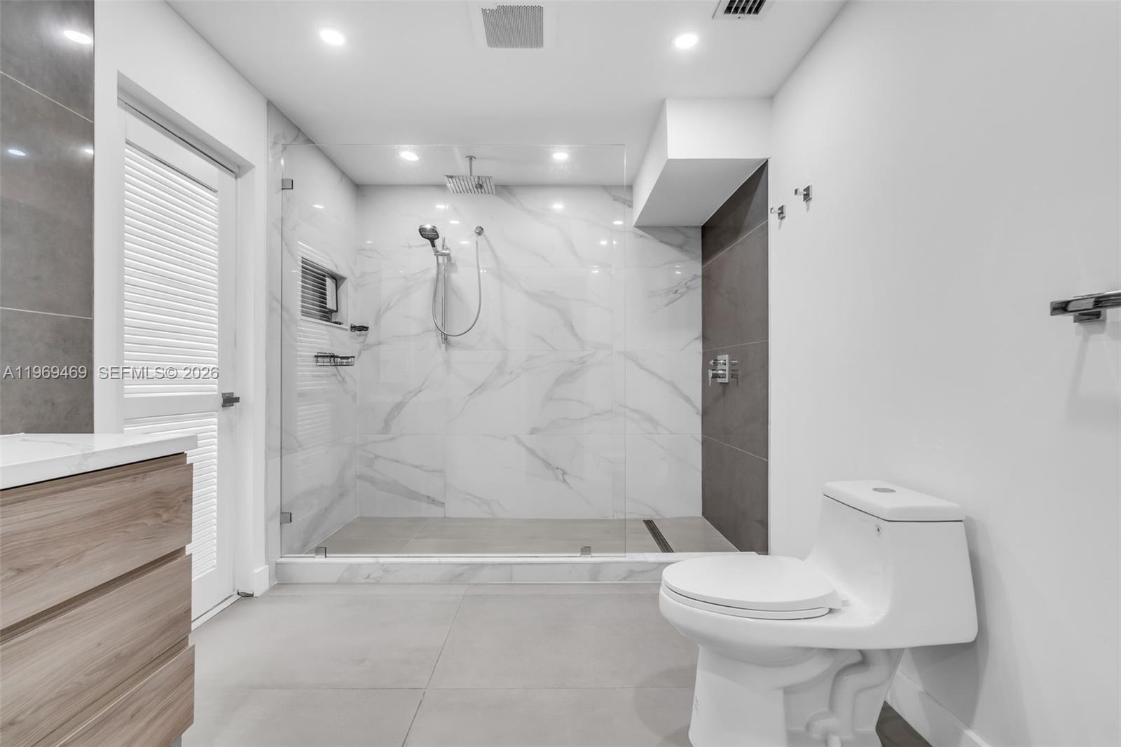 NATOMA PARK - Residential Lease