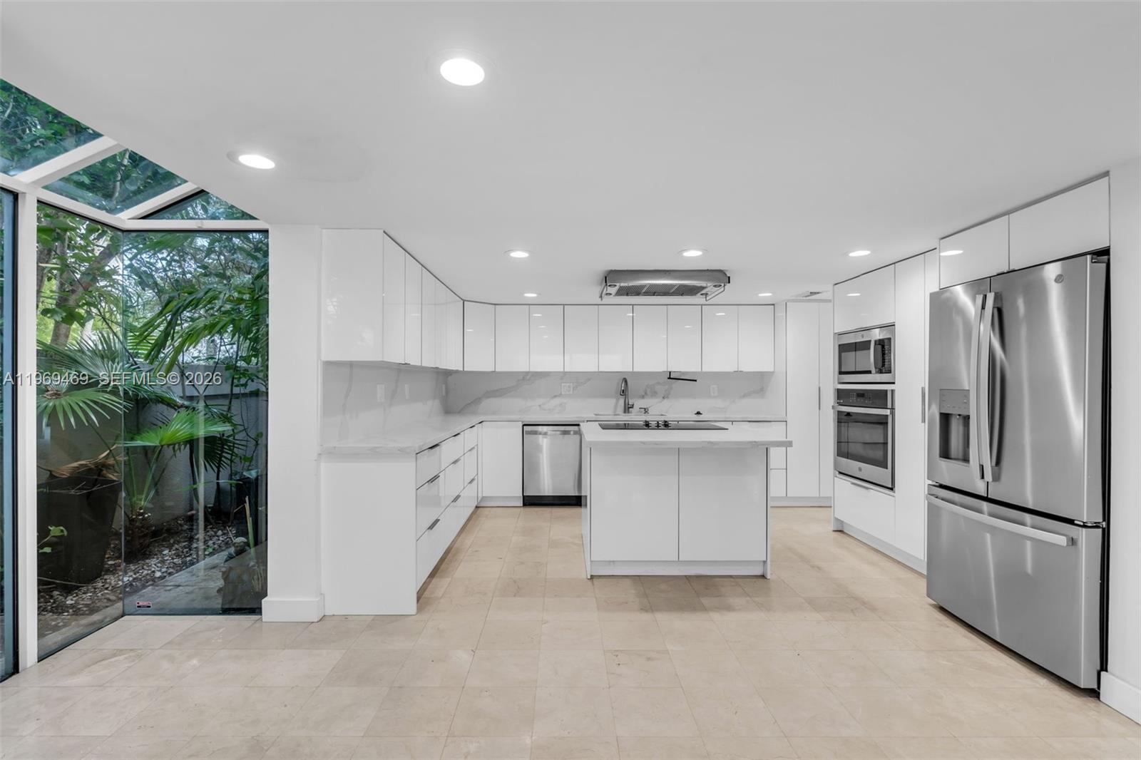 NATOMA PARK - Residential Lease