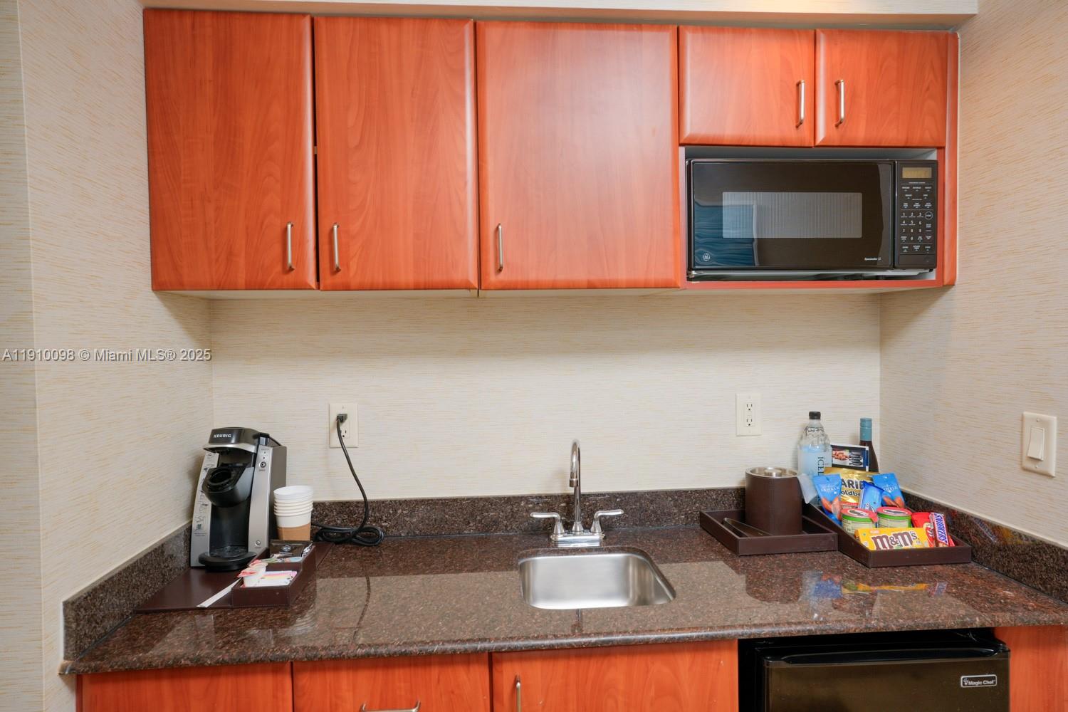 TRUMP INTERNATIONAL SONES - Residential