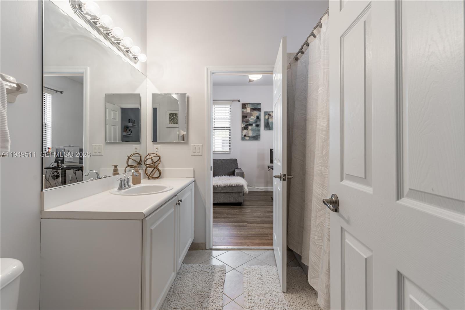 SILVER PALM EAST SEC FOUR - Residential