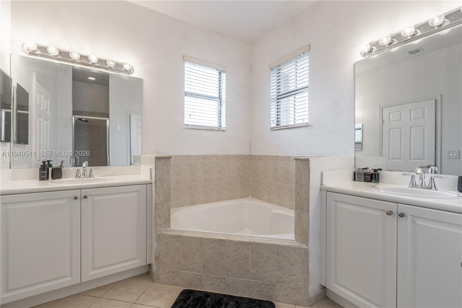 SILVER PALM EAST SEC FOUR - Residential