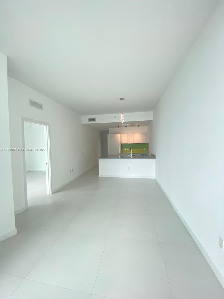 PARAISO BAYVIEWS CONDO - Residential Lease