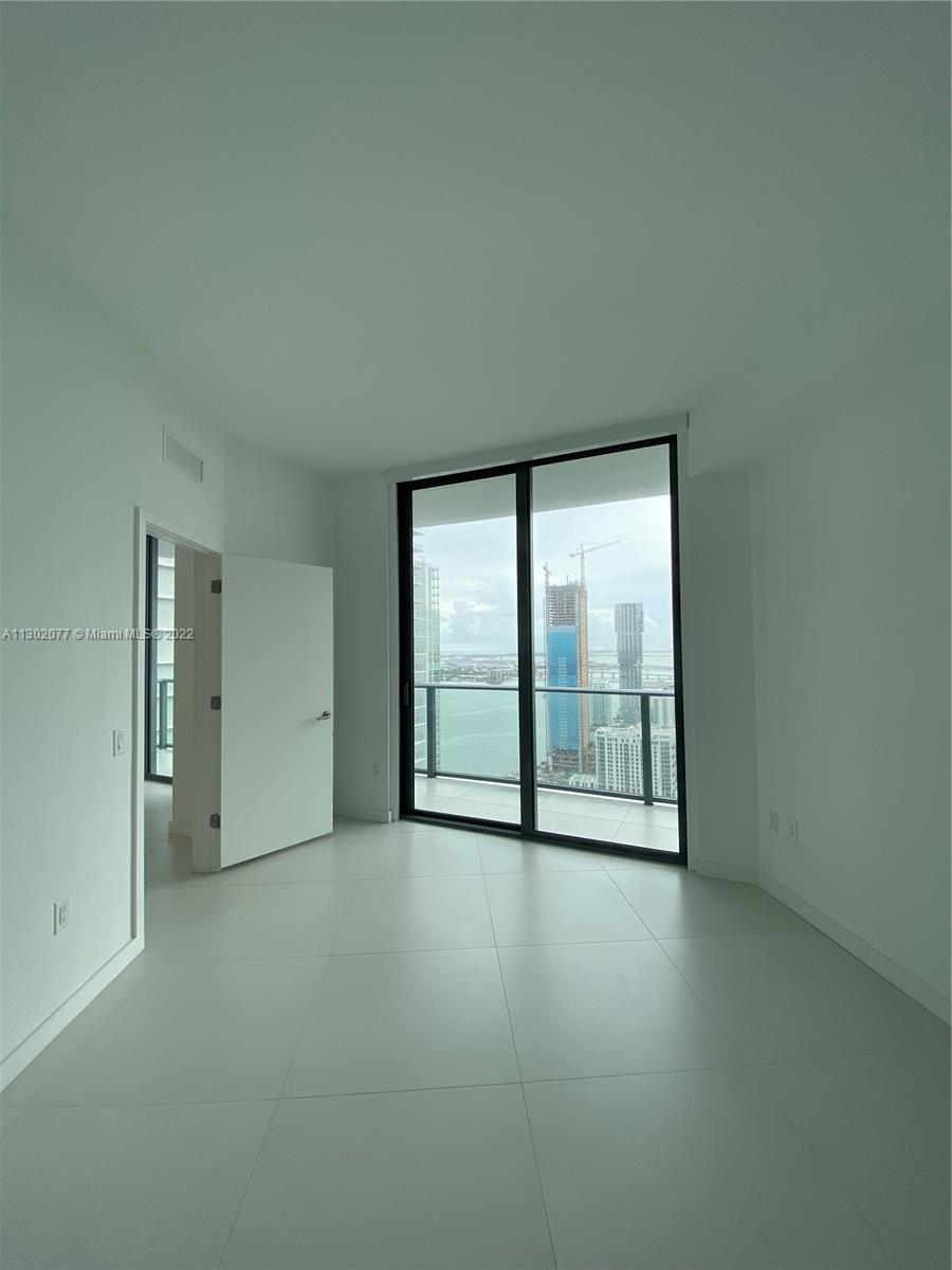 PARAISO BAYVIEWS CONDO - Residential Lease