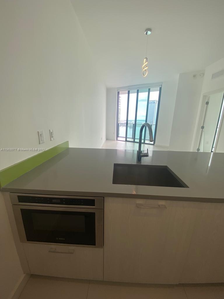 PARAISO BAYVIEWS CONDO - Residential Lease