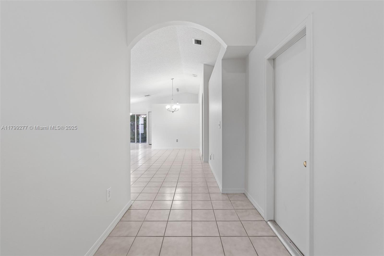BRIGHTONS MEADOW TRACE - Residential