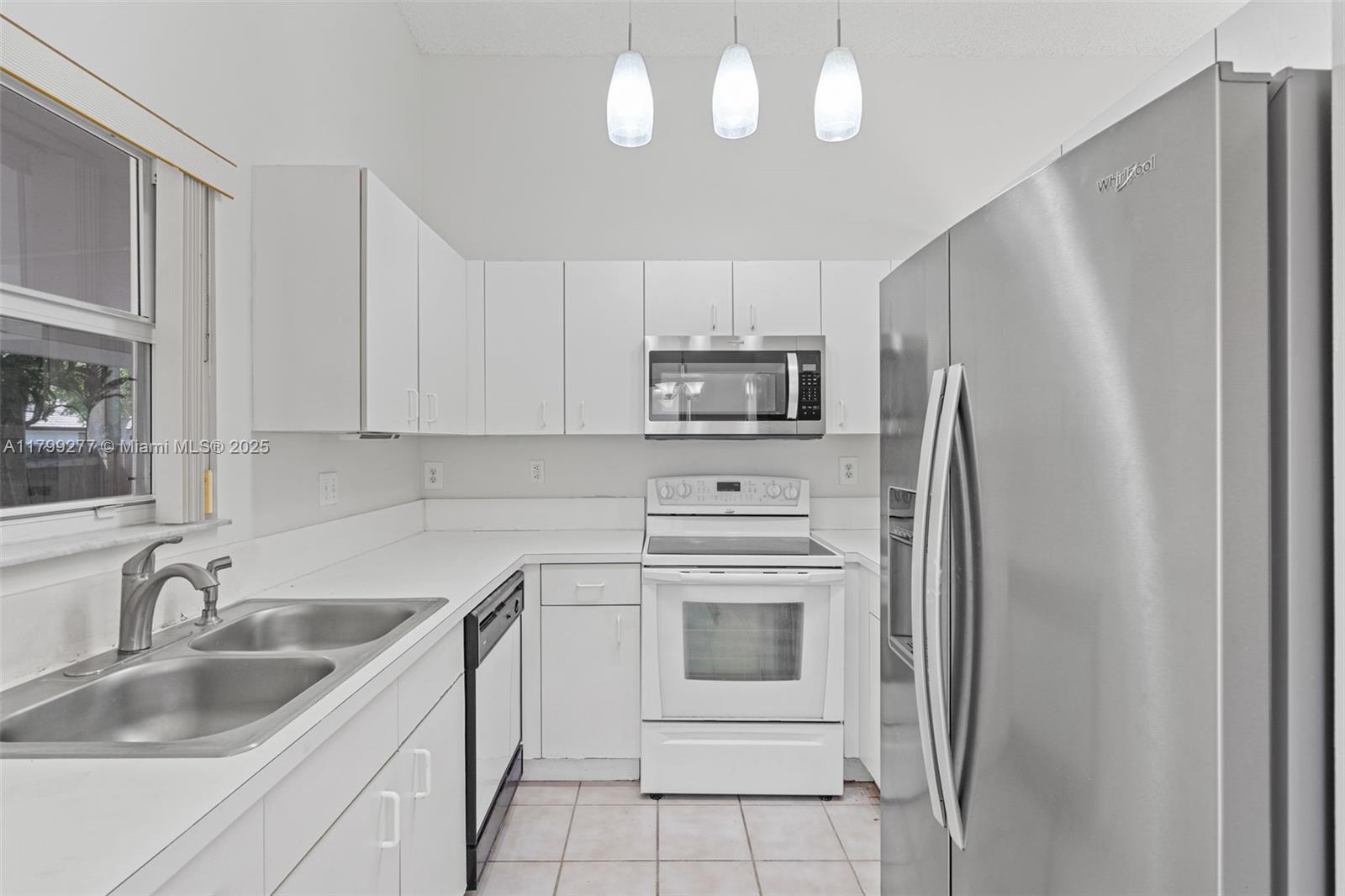 BRIGHTONS MEADOW TRACE - Residential