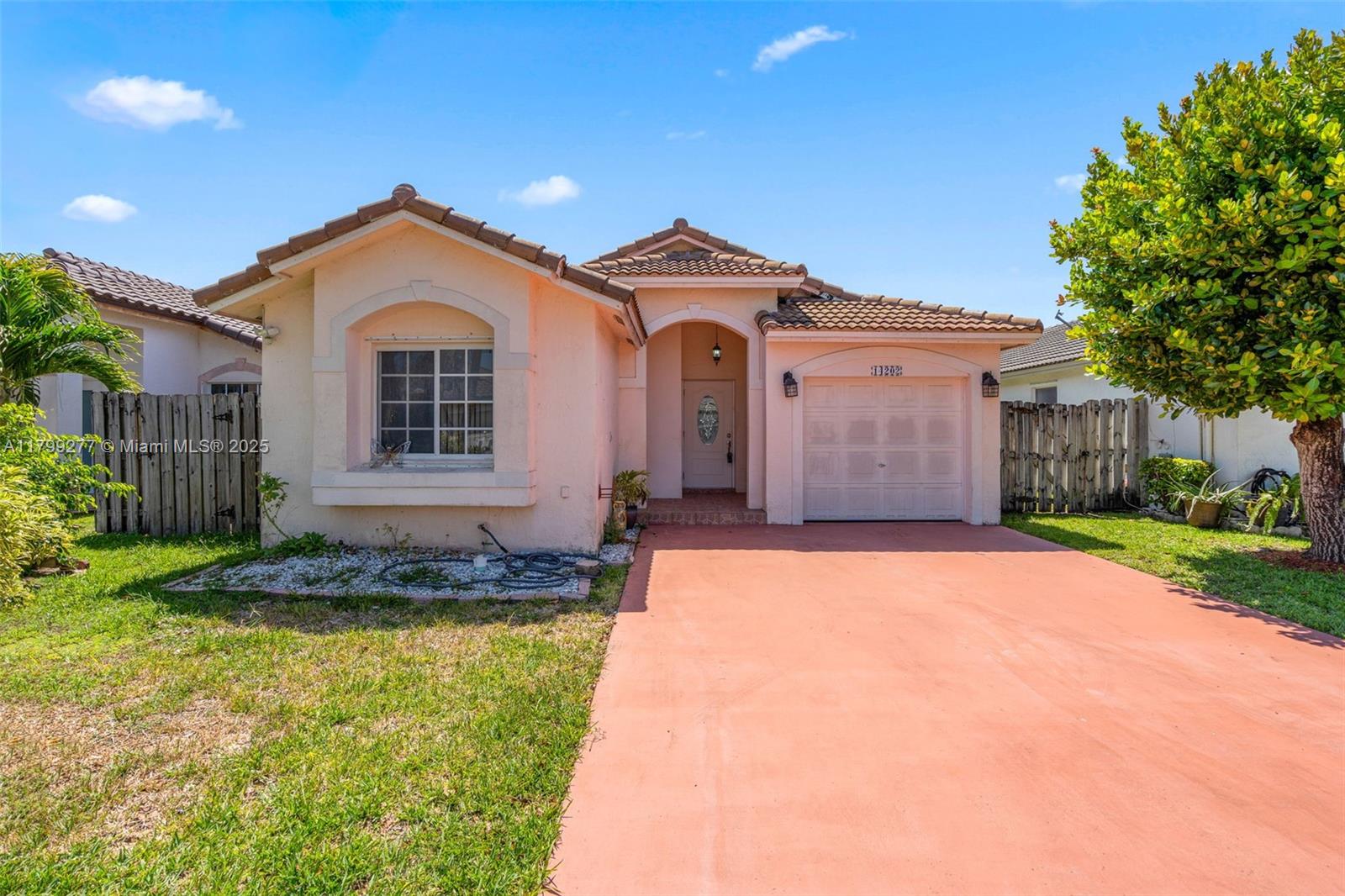 BRIGHTONS MEADOW TRACE - Residential